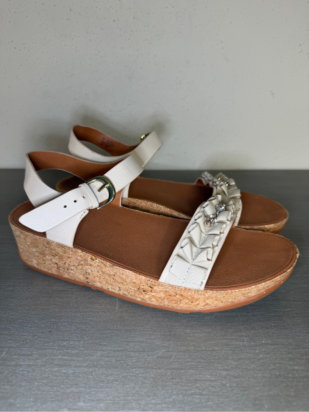 FitFlop Beige Ruffle Front Slingback Platform Sandals Womens Size 8 Cork